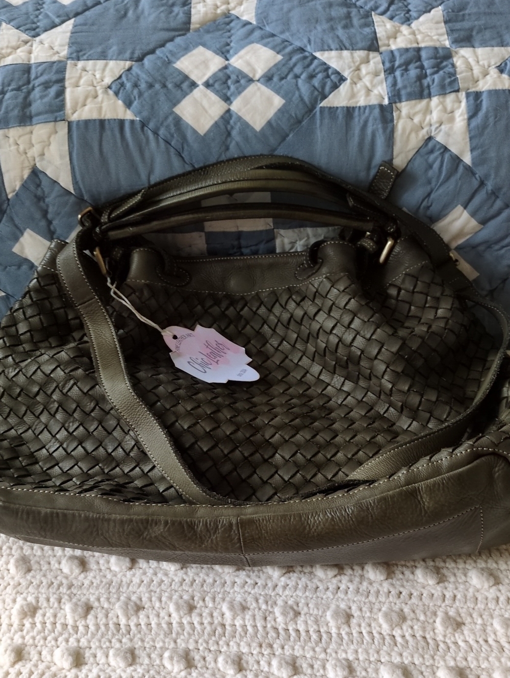 NWT Beautiful Leather Women Large Purse